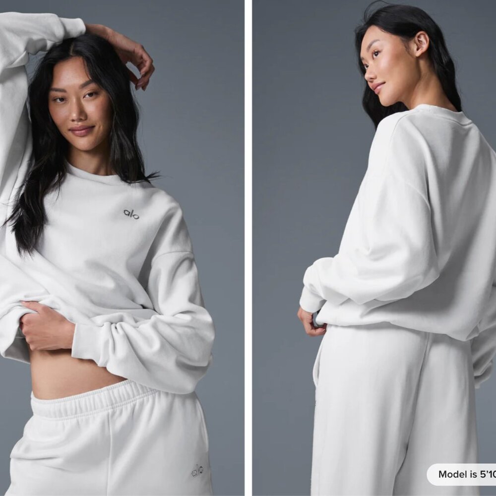 **BRAND NEW** Alo Yoga Accolade Crew Neck Pullover